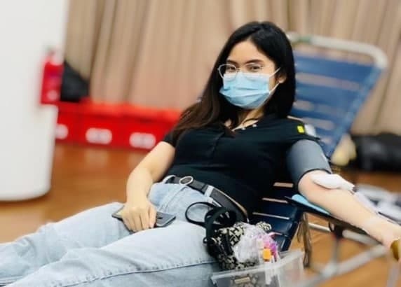 Brethren in Malaysia volunteer as blood donors