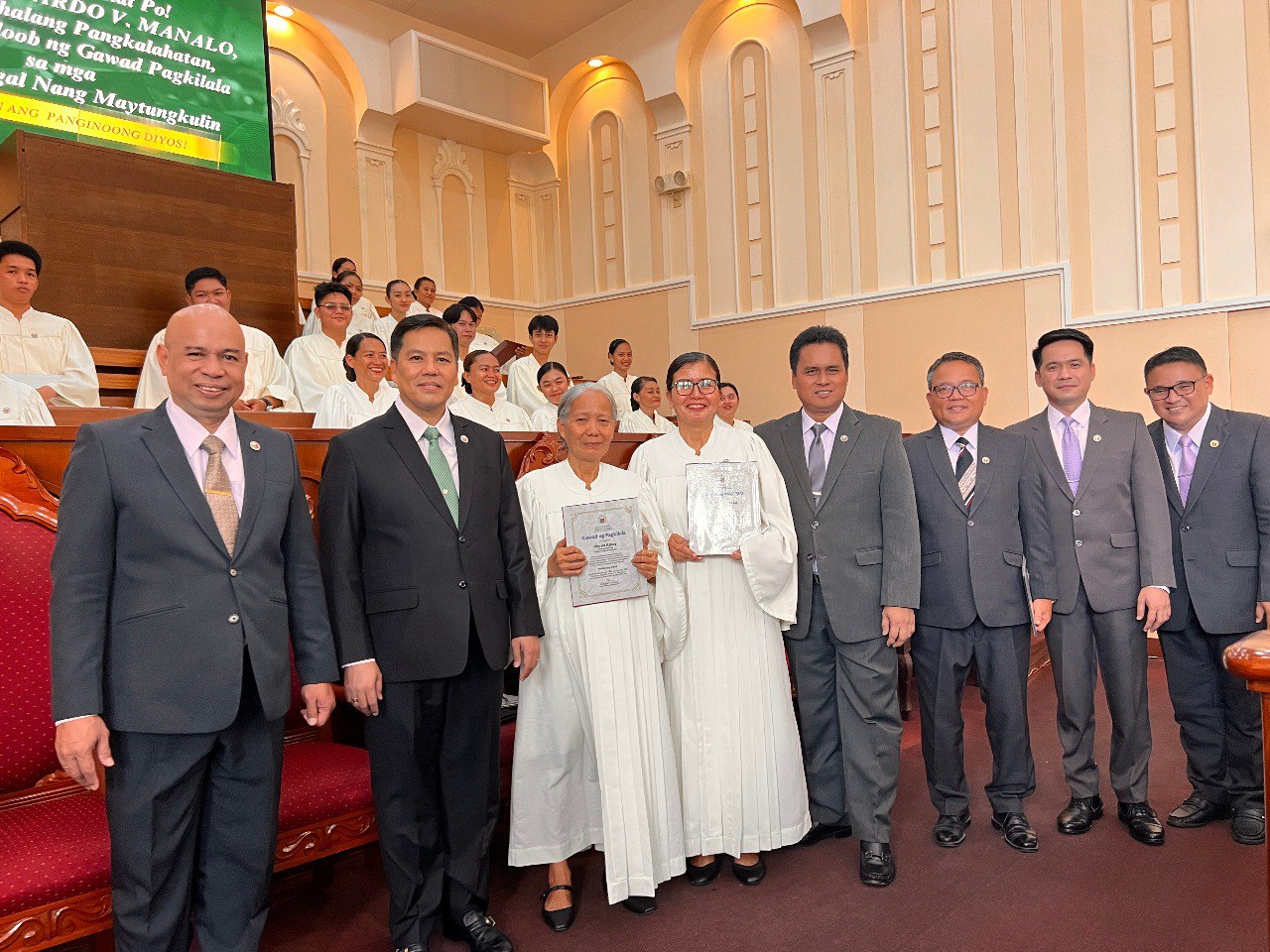 More than a hundred recognized during Leyte officers’ gathering