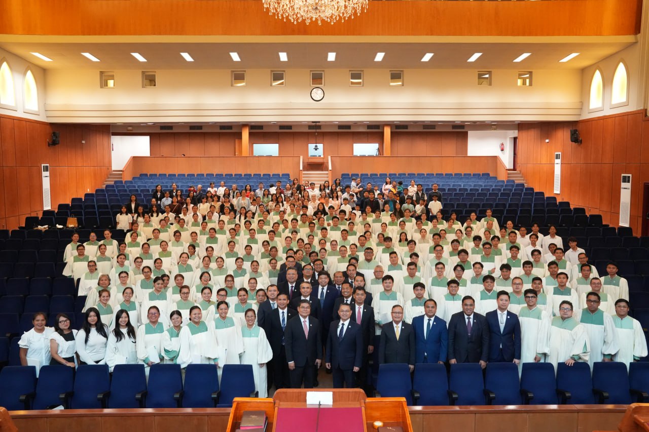 Spain District holds series of edification activities